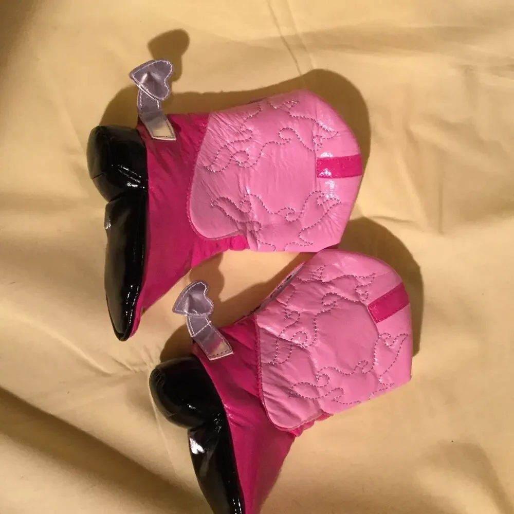 Pink cowboy boots crib shoe w/ spurs never worn